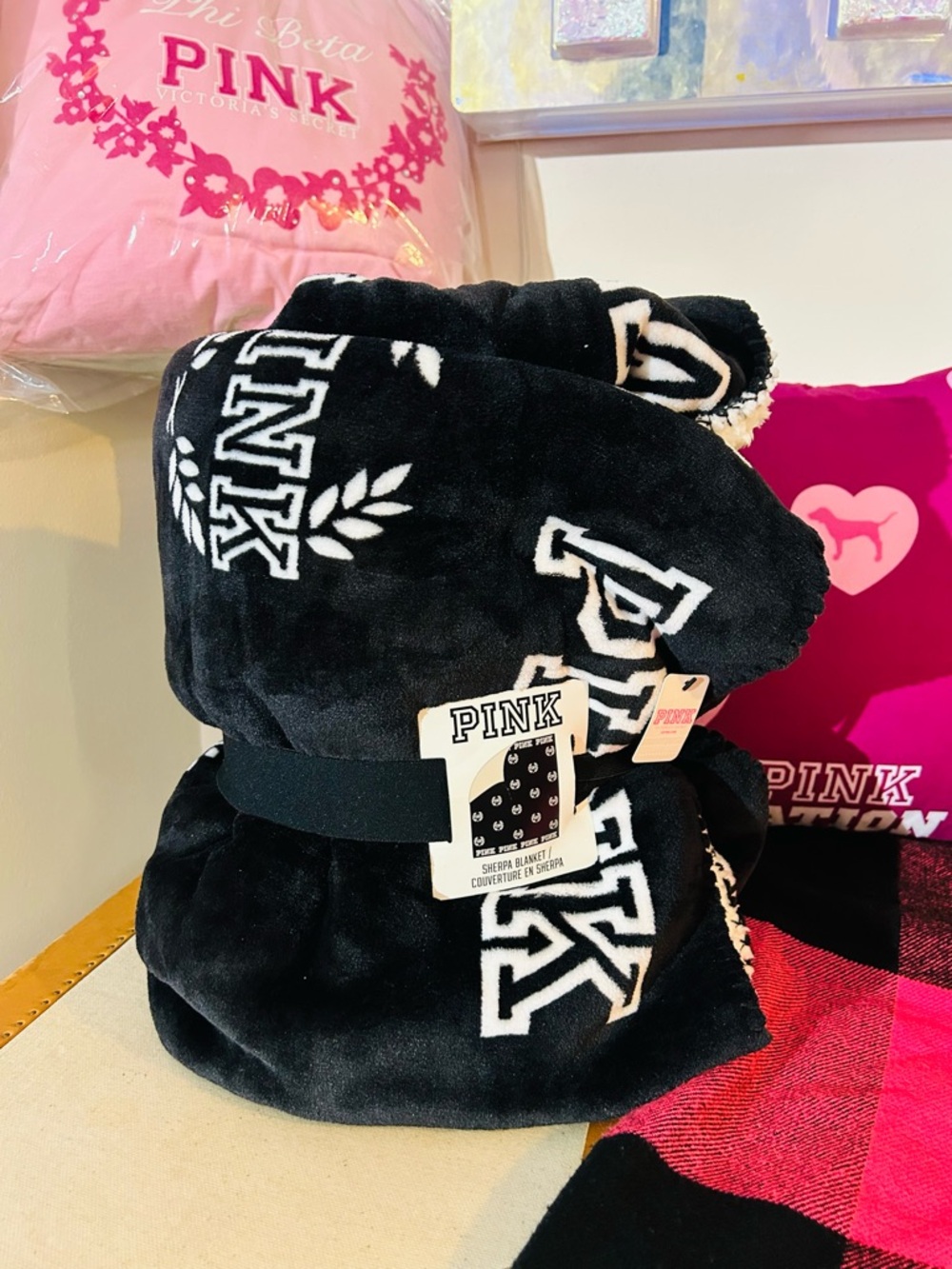 PINK Victoria's Secret Crest Sherpa Blanket